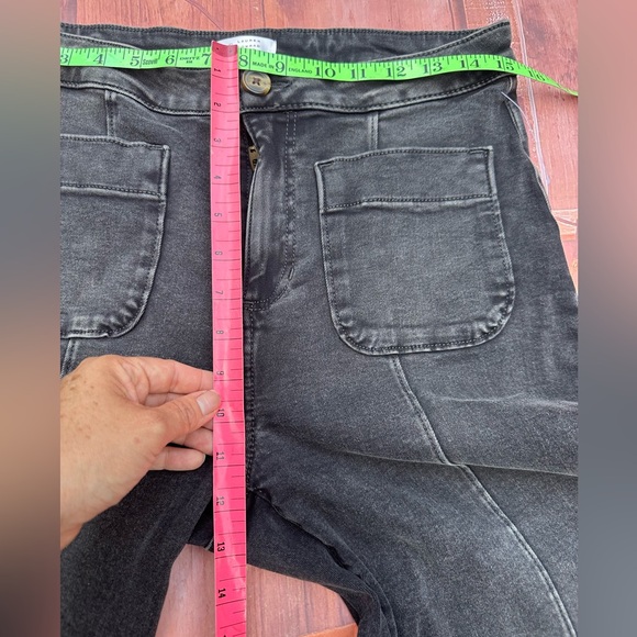 LC Lauren Conrad Super High-Rise Trouser Jeans - Picture 4 of 6